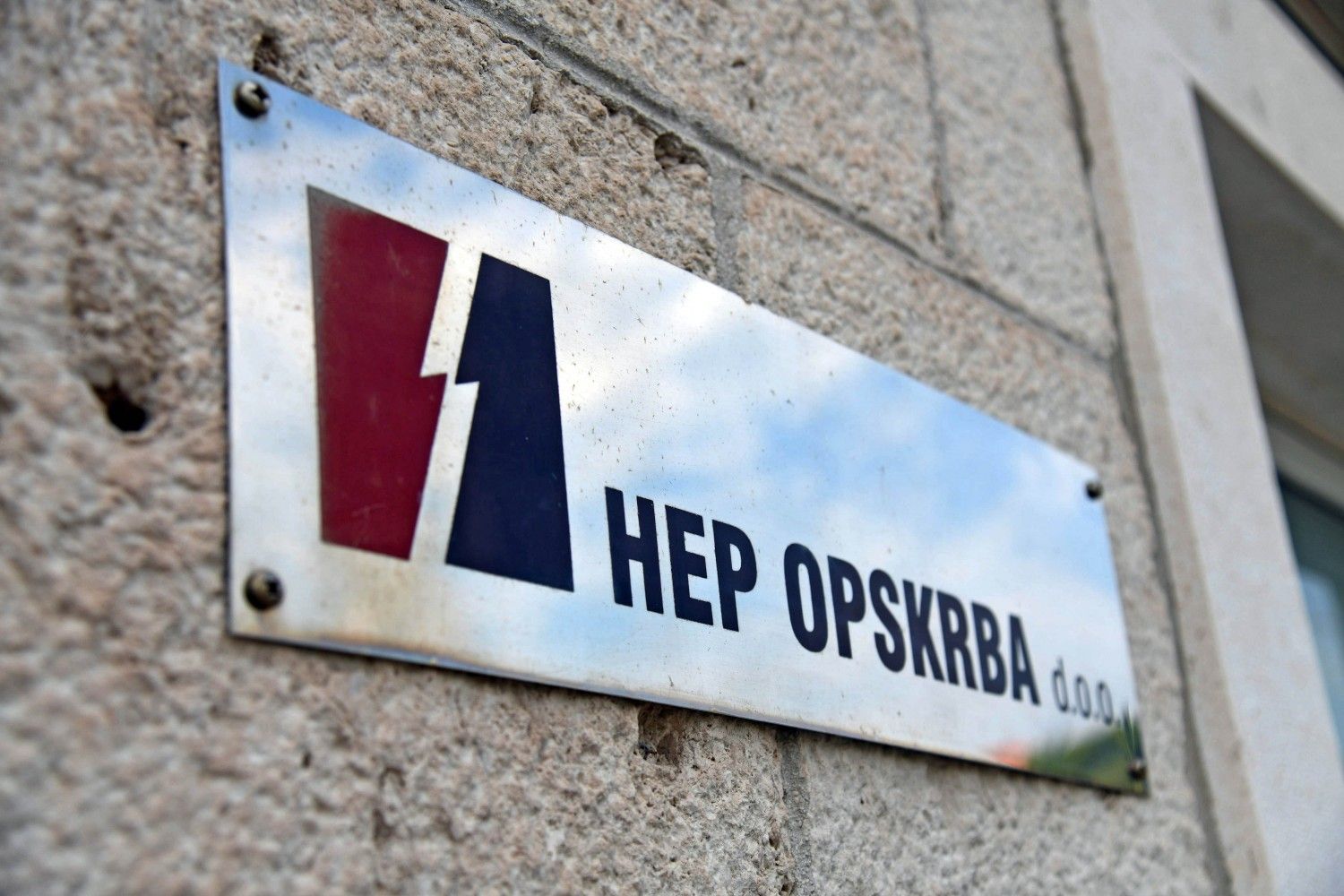 OBAVIJESTI